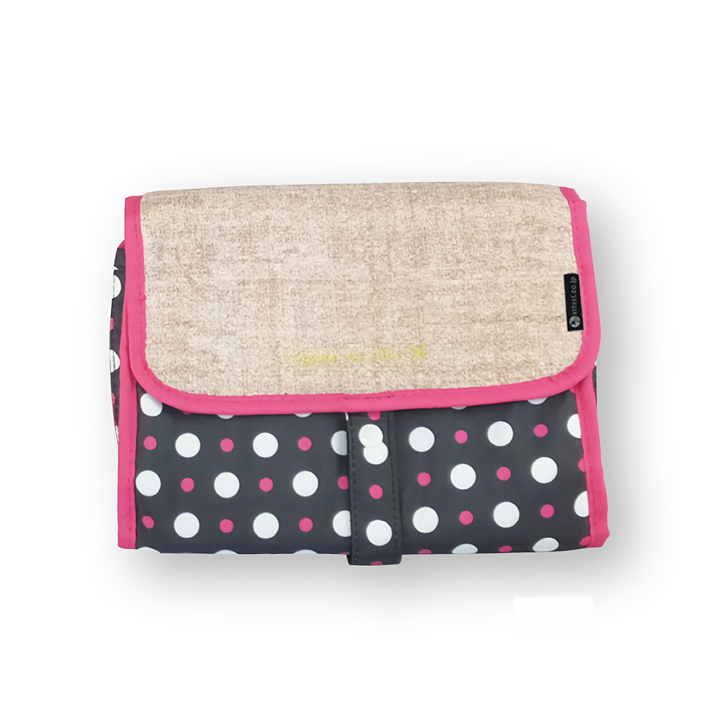 Folding hanging toiletry bag